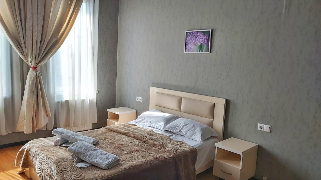 Gamarjoba Hotel Tbilisi Exterior photo