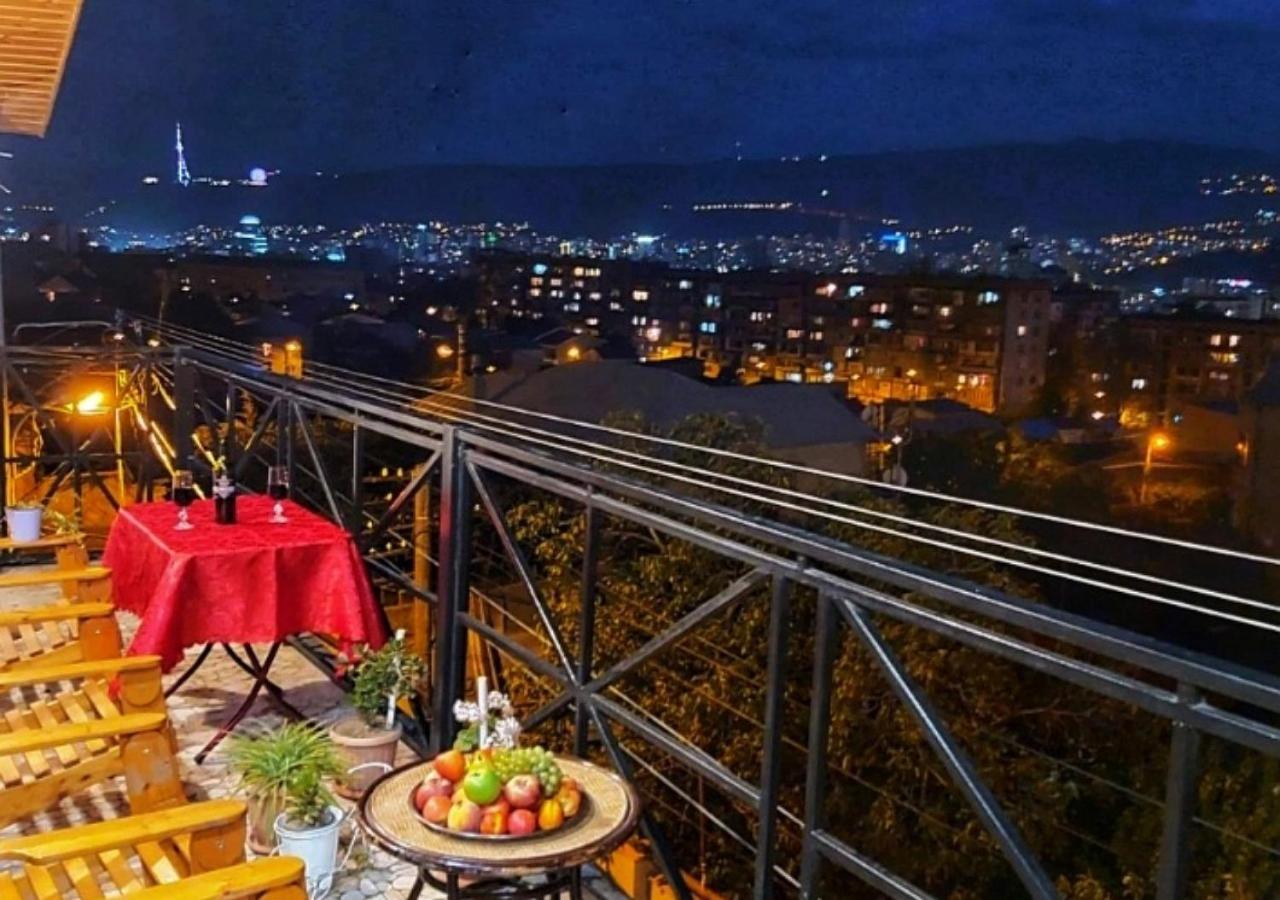 Gamarjoba Hotel Tbilisi Exterior photo